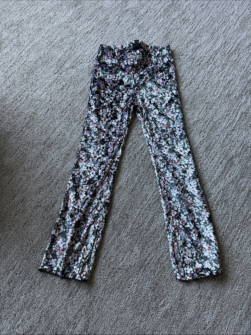 art class Floral Print Leggings in Black, Pink, White